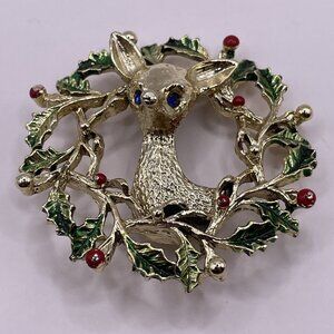 GERRYS Vintage Christmas Brooch Pin 2” Wreath Rudolf Blue Rhinestone Eyes Enamel